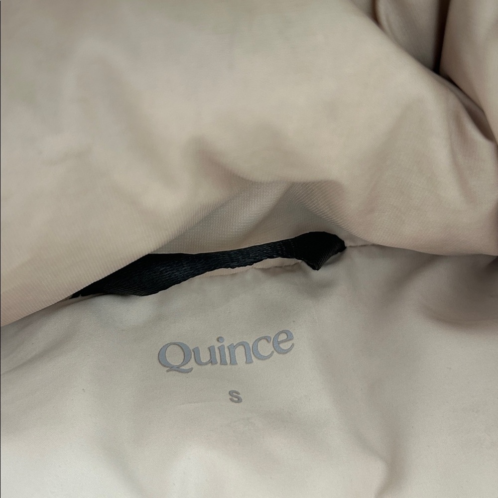 Quince Women's Cream Hooded Puffer Jacket - Picture 2 of 5
